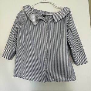 Etam Blue & White Verticle Stiped Button Down Shirt
